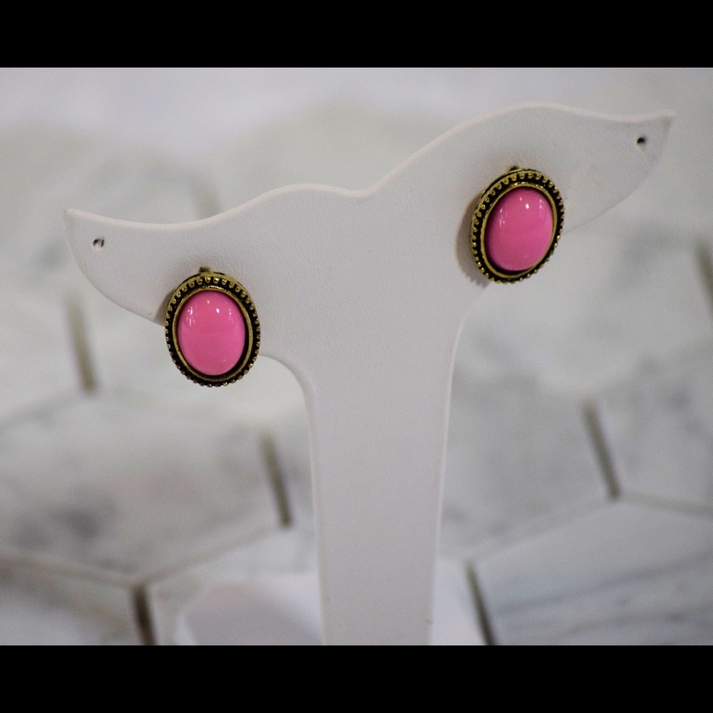 Classic Oval Earrings - Picture 4 of 8